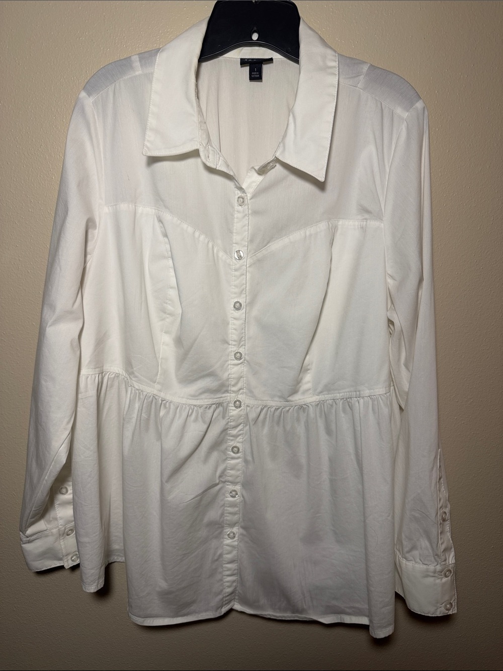 torrid White Button-Front Peplum Shirt